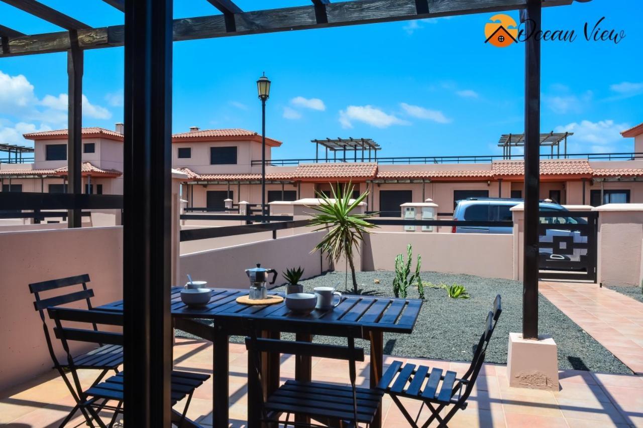 Villa Ocean View 拉哈雷斯 外观 照片
